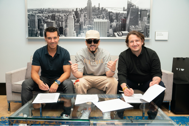 Music Industry Moves: Yandel Inks Deal With Warner Music Latina